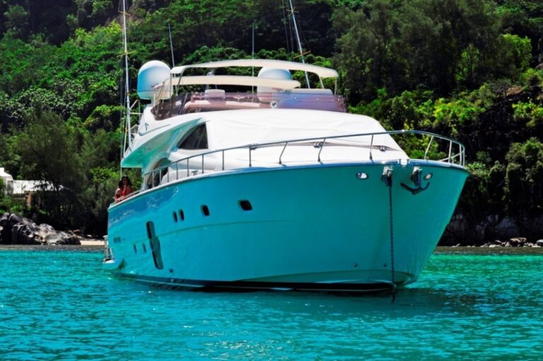The 23m Yacht SEA STREAM