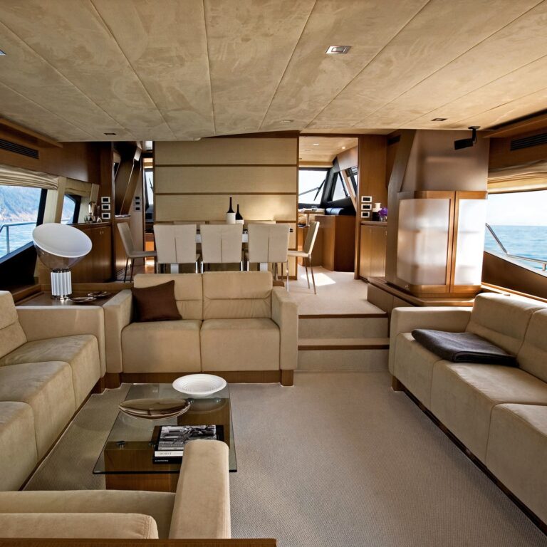 The 24m Yacht LAVITALEBELA