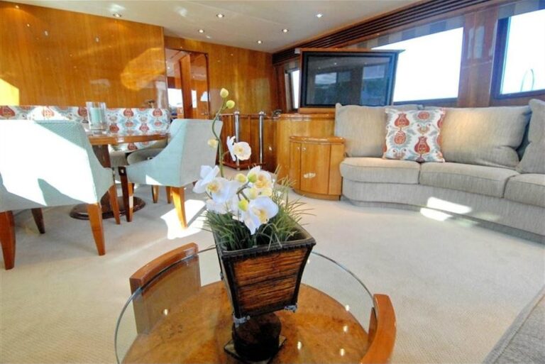The 25m Yacht ACQUAVIVA