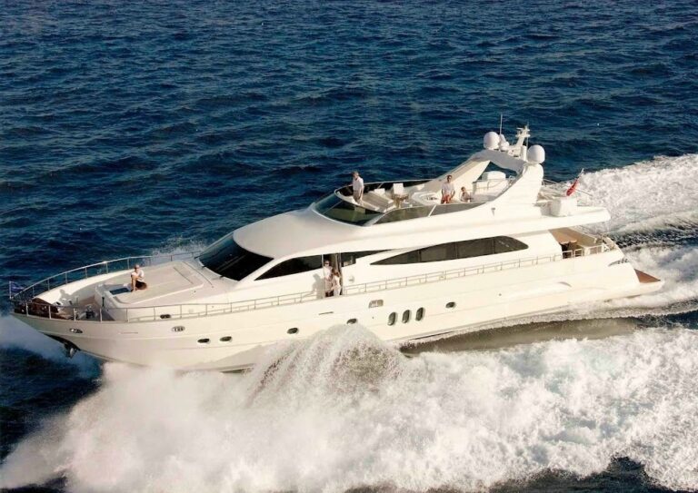 The 26m Yacht LARMERA