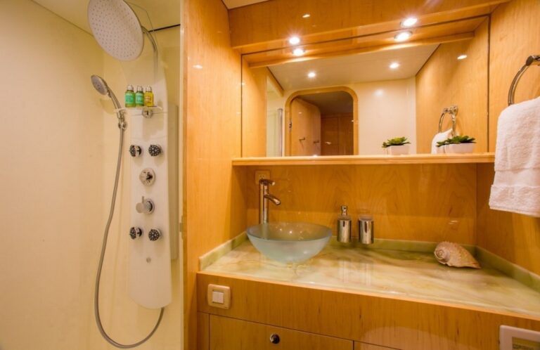 The 26m Yacht WINDQUEST