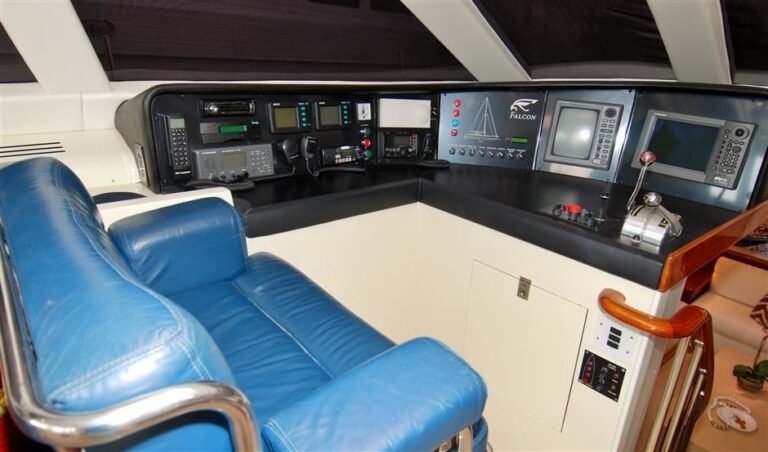 The 28m Yacht FALCON