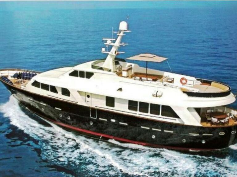 The 28m Yacht HARMONYA