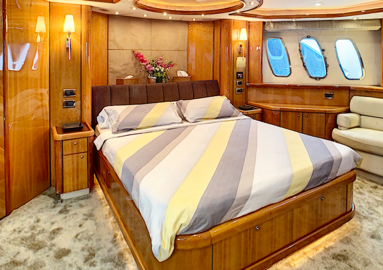 Master suite