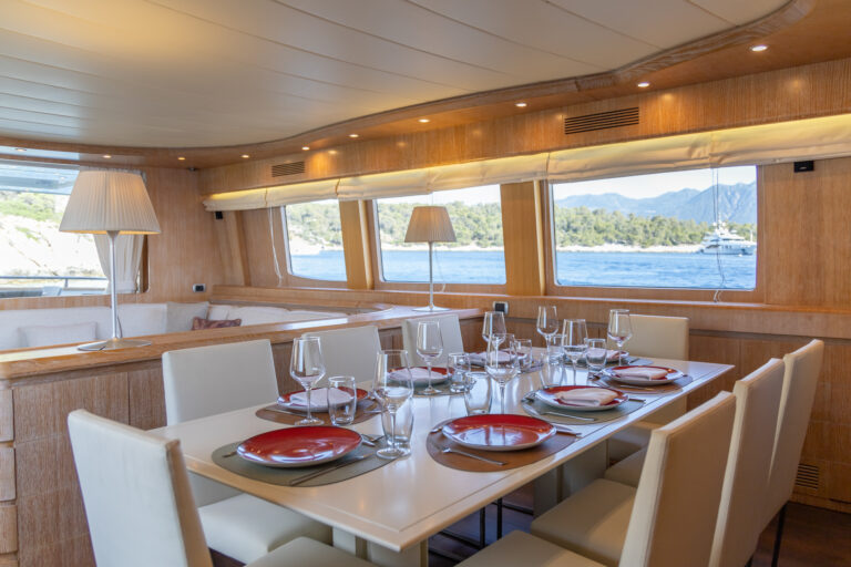 Main salon dining view to port