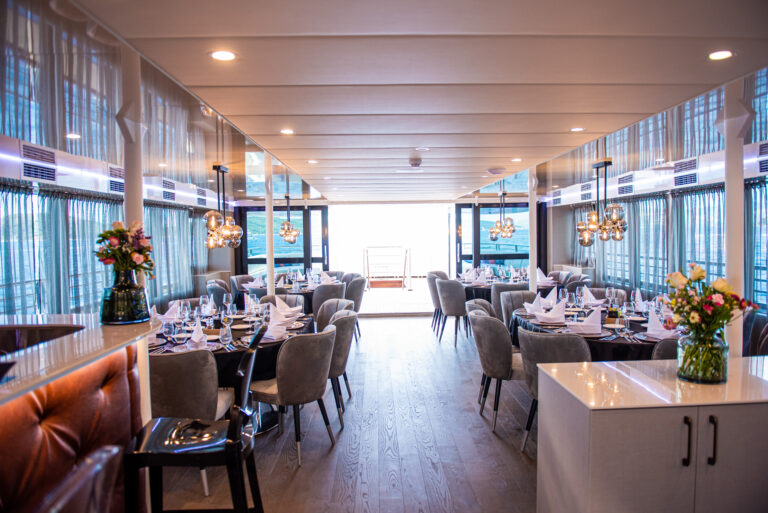 Dining Salon