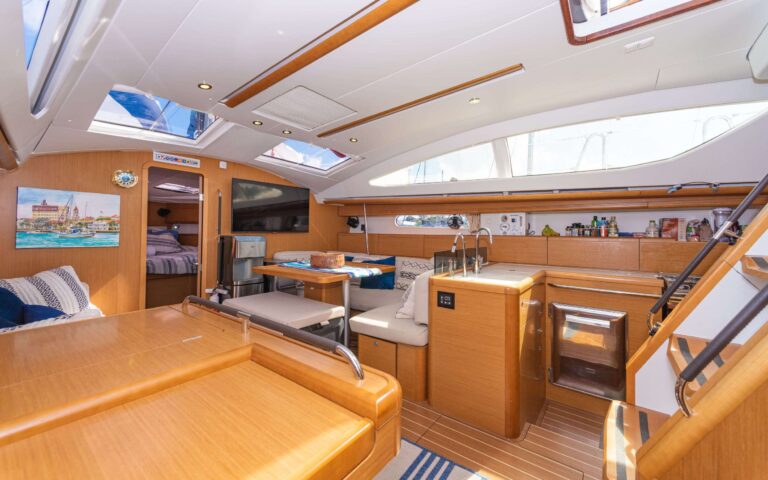 Main Salon Dining And Galley