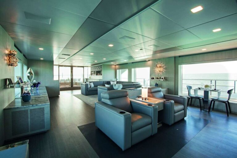 Main Deck Salon