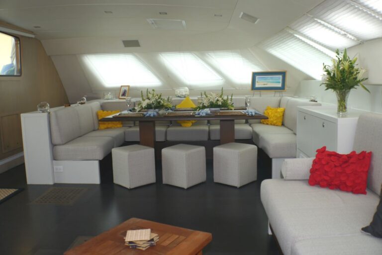 FUERTE 3 Main Salon