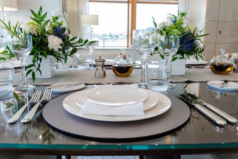 Formal Dining Place Setting