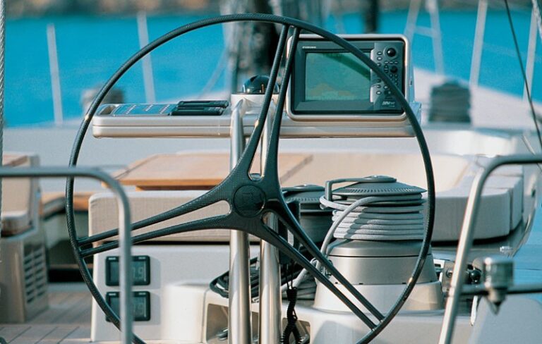 The 30m Yacht DARK SHADOW