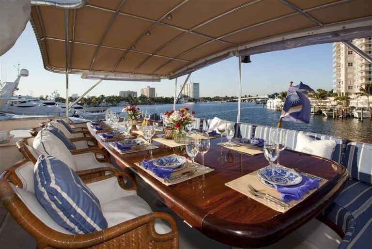 The 30m Yacht GEORGIANA