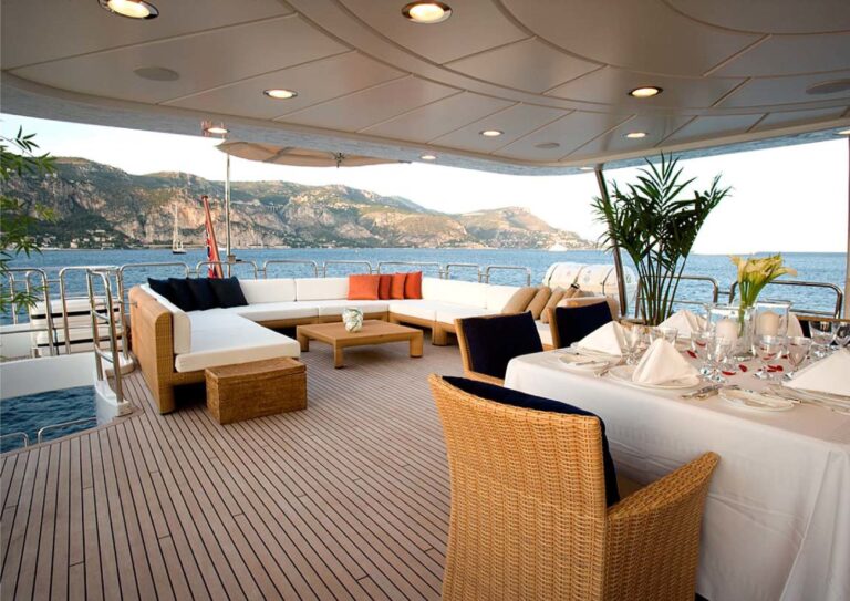 The 30m Yacht JAZZ