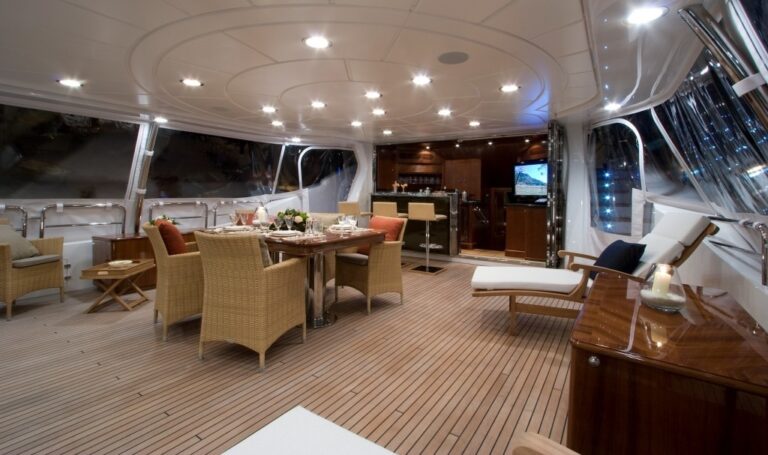 The 30m Yacht JAZZ