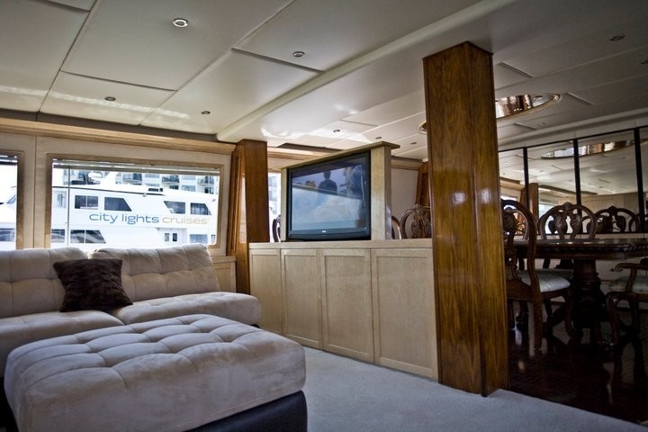 The 30m Yacht JUSTINE