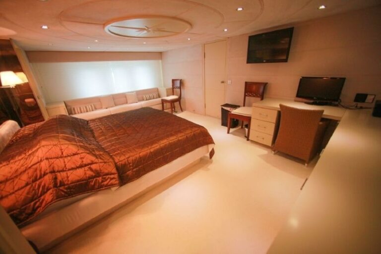 The 31m Yacht ARIANA