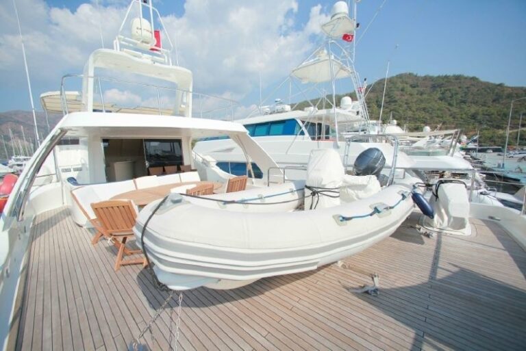 The 31m Yacht ARIANA