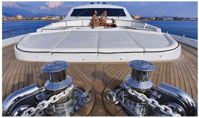 The 31m Yacht JAJARO