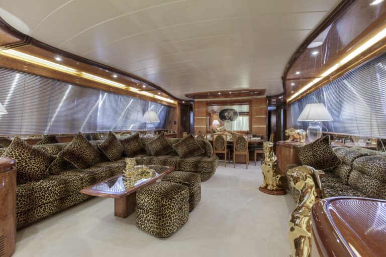 The 31m Yacht SEA JAGUAR