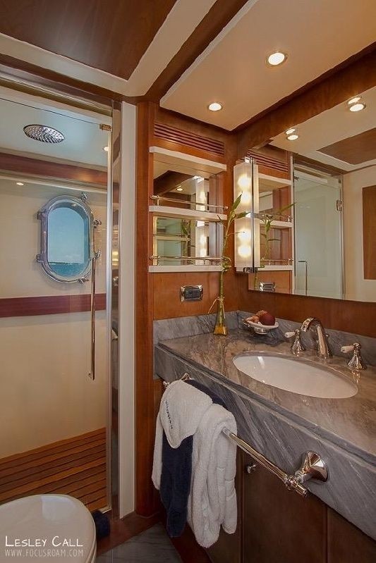The 32m Yacht ANTONIA II