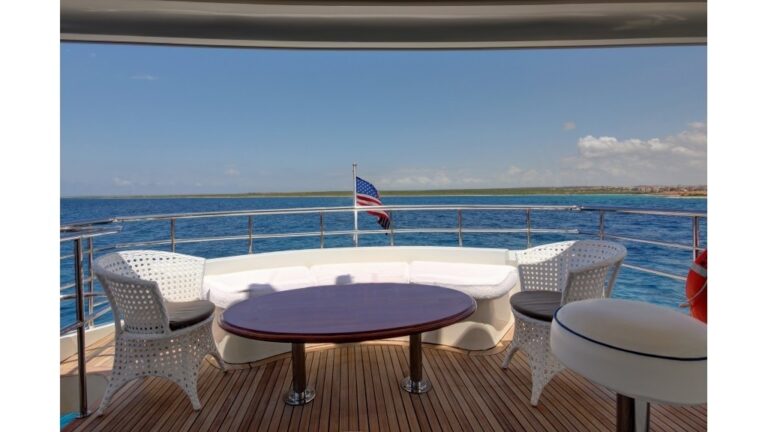 The 32m Yacht DREAM YACHT