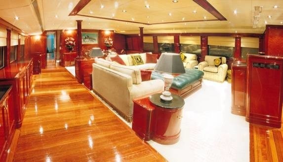 The 32m Yacht FLYING FISH
