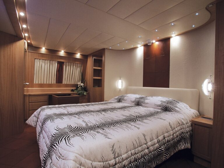 The 32m Yacht LAYAZULA