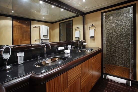 The 32m Yacht SAMIRA