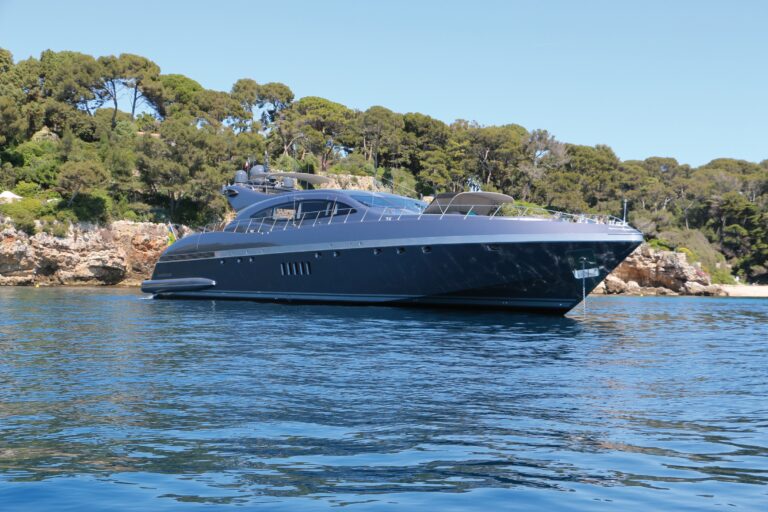 motor yacht JFF