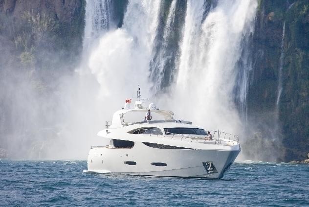 The 33m Yacht SUNKISS