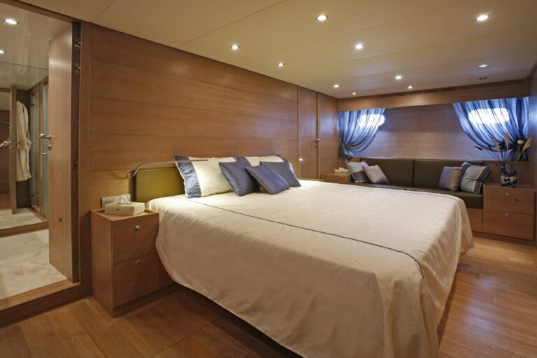 The 34m Yacht ROVAN