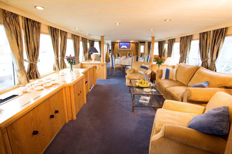 The 34m Yacht UNITED SPIRIT