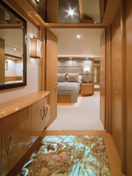 The 35m Yacht LONG AWEIGHTED