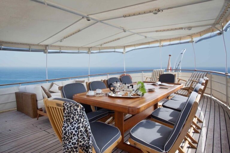 Life On Yacht DRENEC