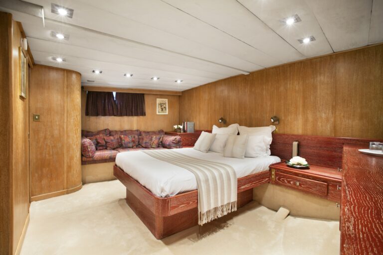 The 36m Yacht LADY JERSEY