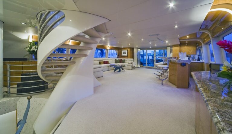 The 36m Yacht MOONRAKER