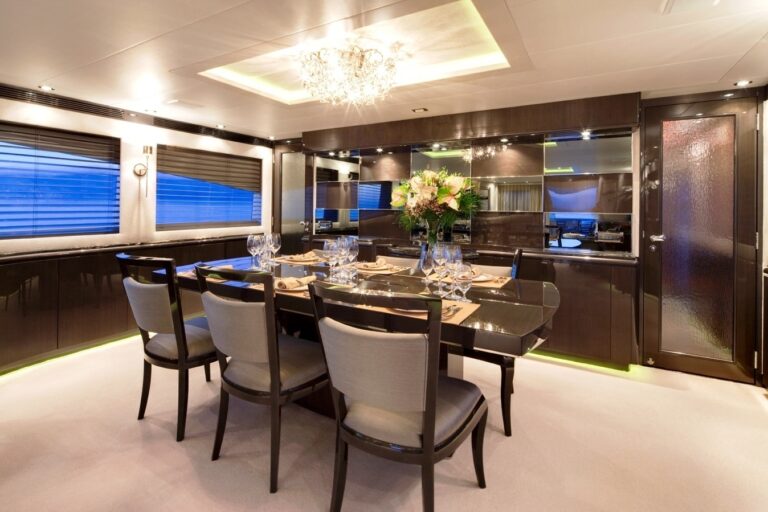 Eating/dining Saloon On Board Yacht STREGA