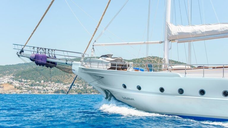 The 38m Yacht BELLAMARE