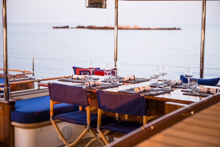 The 39m Yacht ATALANTE