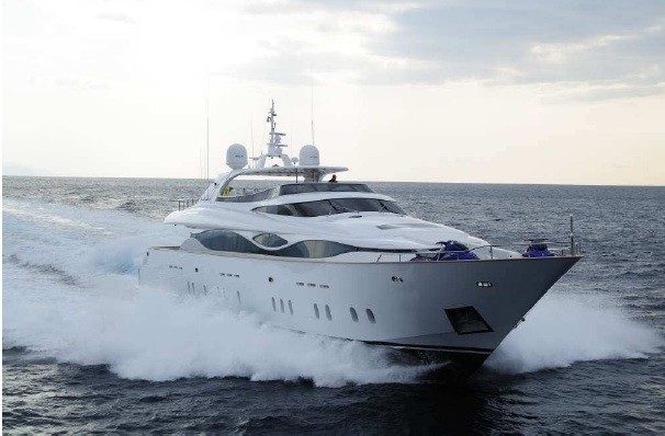 The 39m Yacht HUNTER