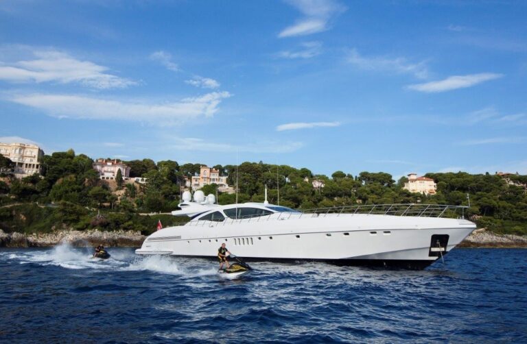 Mangusta (Overmarine)