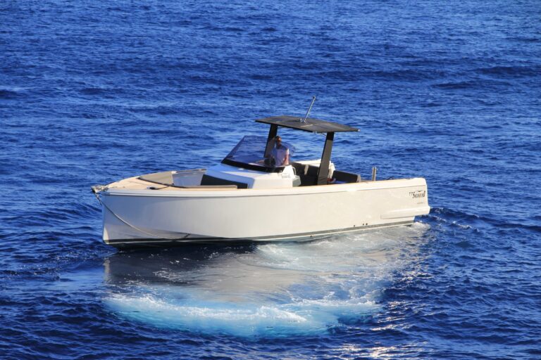 The 39m Yacht REVELRY