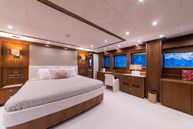 Luxury pimary suite