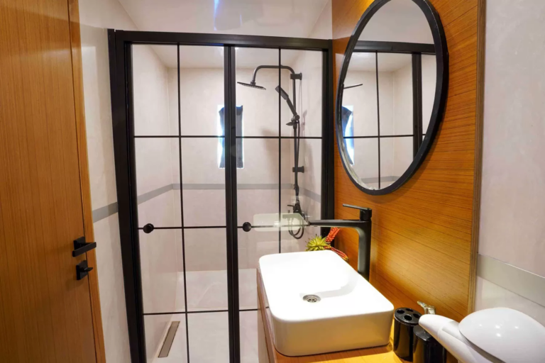 Master ensuite