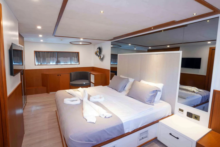 Master suite