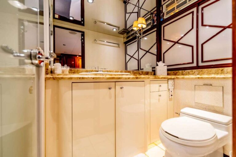 Guest ensuite