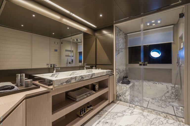 Master Ensuite (sistership)