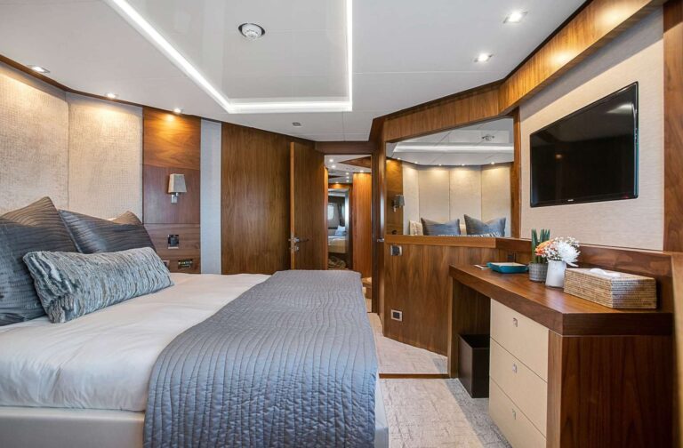 Port VIP Suite