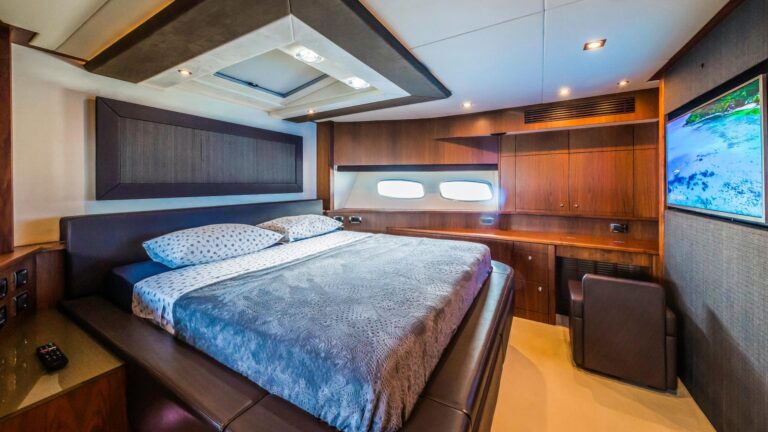VIP Cabin