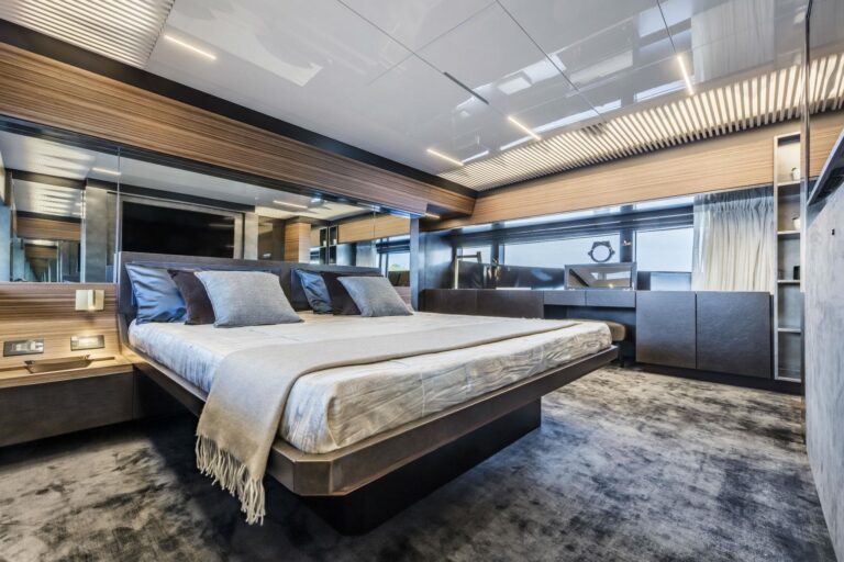 Main Deck Master Suite Alternative View